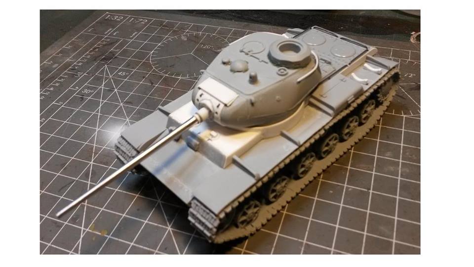 A MYSTERY // Custom Tank main image 1